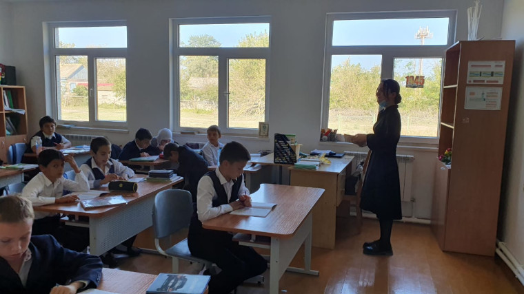 День учителя. День самоуправления.